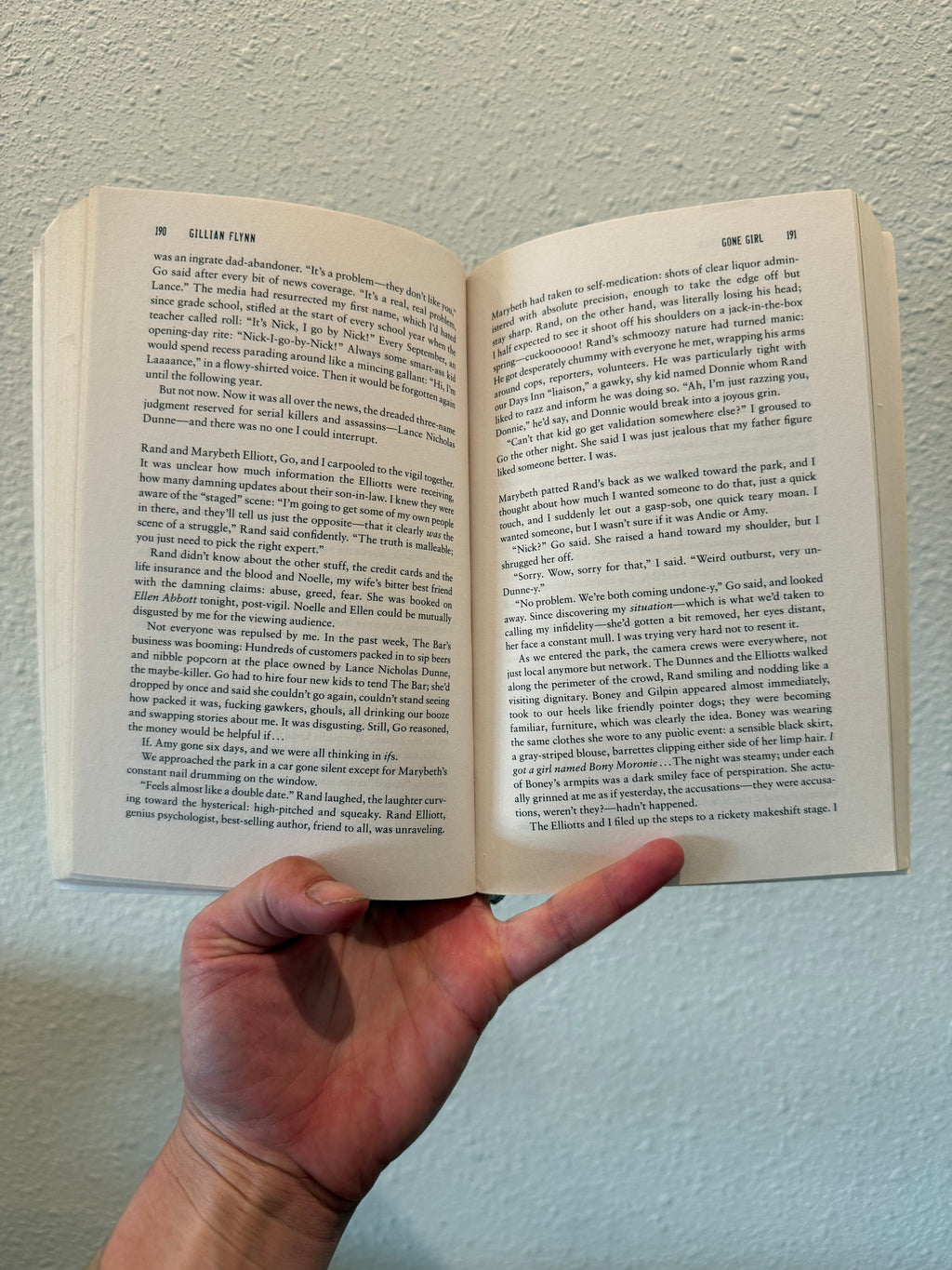 Gone Girl-Gillian Flynn